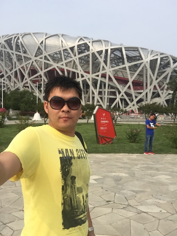 艾心的第一张照片--驻马店相亲服务中心