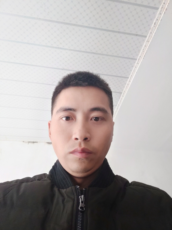 远望星空的第一张照片--驻马店相亲服务中心