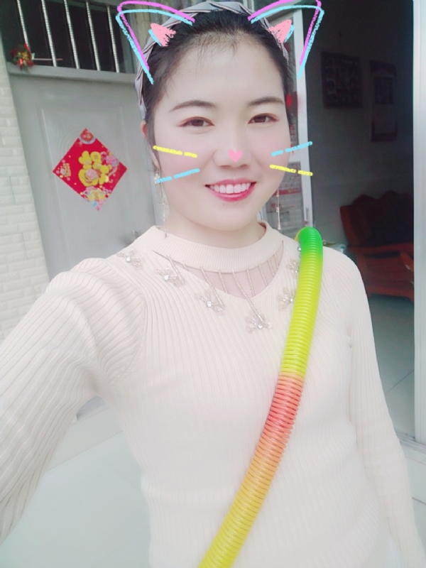 芷宁的第一张照片--驻马店相亲服务中心