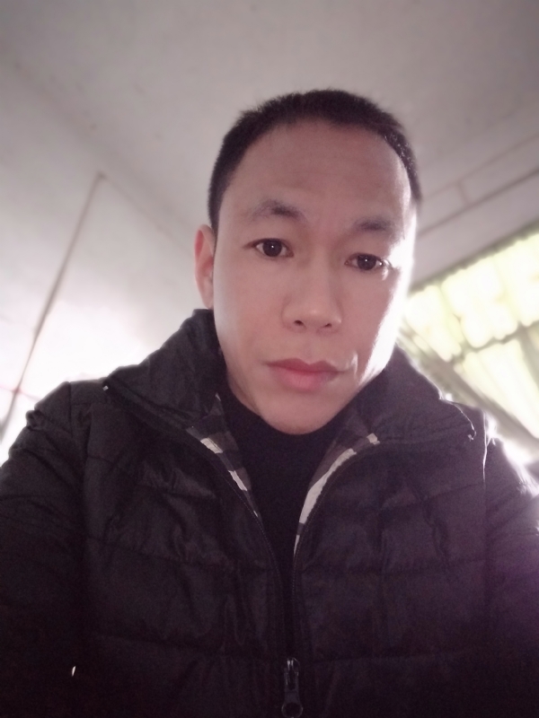 相信真爱的第一张照片--驻马店相亲服务中心