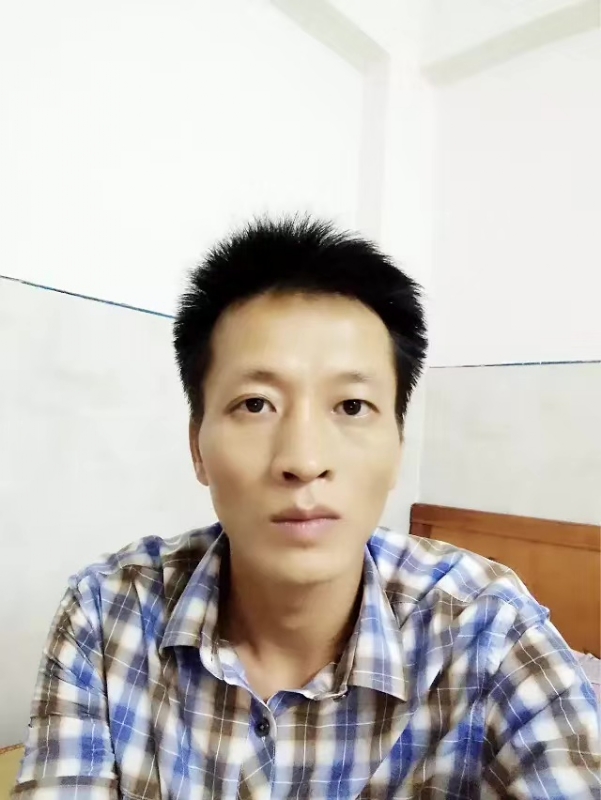 流年未亡的第一张照片--驻马店相亲服务中心