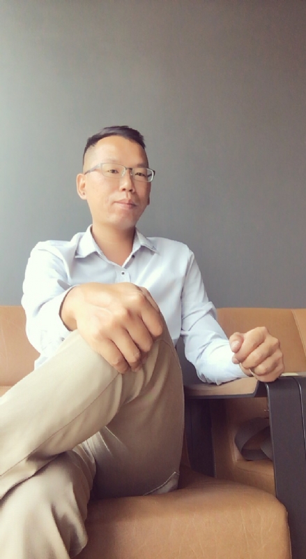 LI的第一张照片--驻马店相亲服务中心