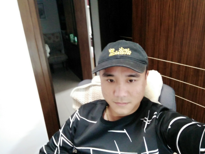 坚持我爱的第一张照片--驻马店相亲服务中心