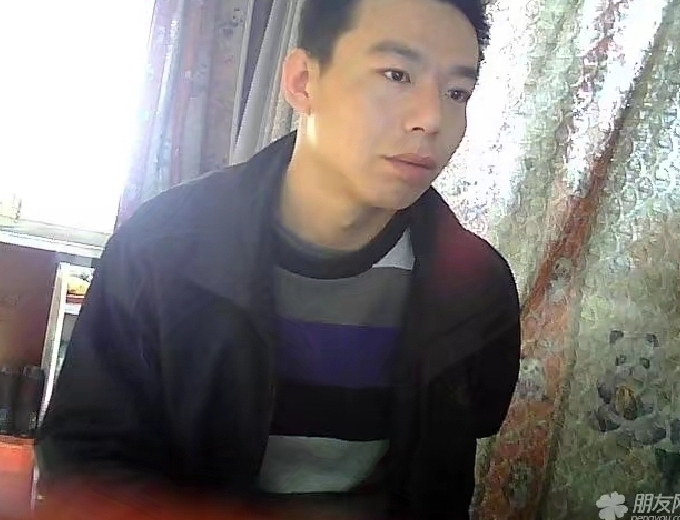 向钱奔跑的第一张照片--驻马店相亲服务中心