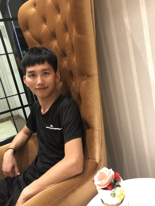 勿忘稀粥的第一张照片--驻马店相亲服务中心