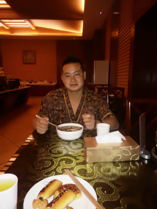 会飞的鱼的第一张照片--驻马店相亲服务中心