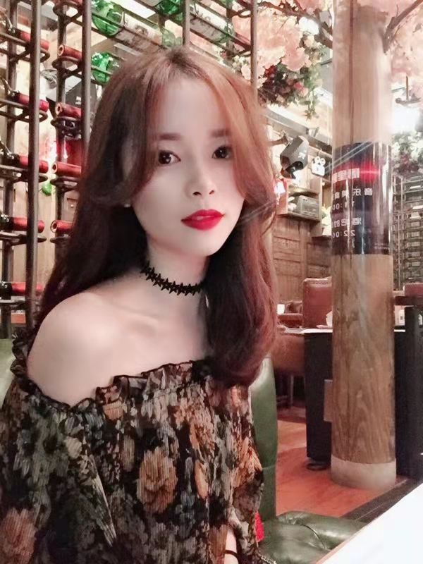 晓洁的第一张照片--驻马店相亲服务中心