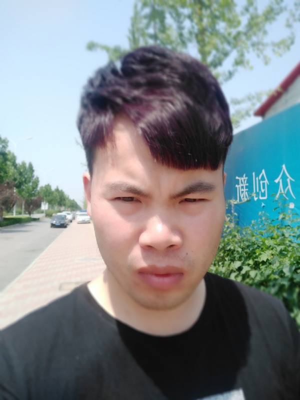 迷迭无情的第一张照片--驻马店相亲服务中心