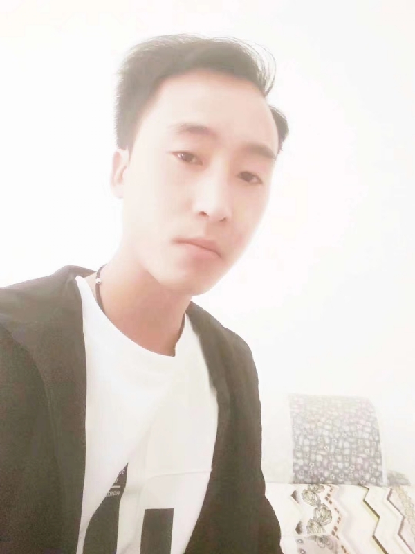 萧艺的第一张照片--驻马店相亲服务中心