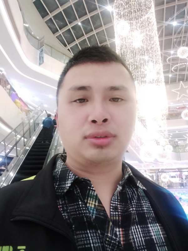 小胖的第一张照片--驻马店相亲服务中心