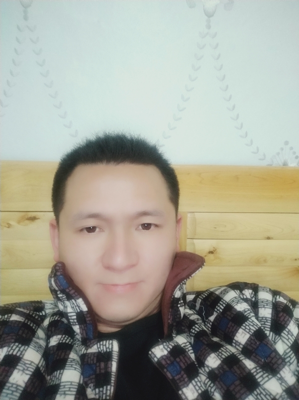 寻找一个真实的她的第一张照片--驻马店相亲服务中心