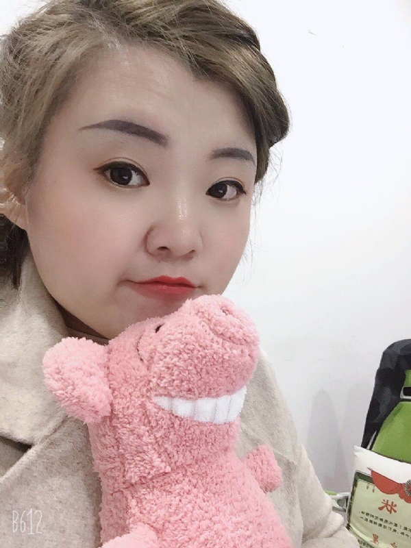 李娜的第一张照片--驻马店相亲服务中心