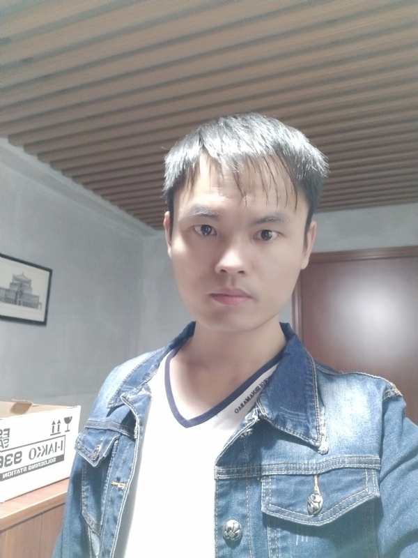 阿信的第一张照片--驻马店相亲服务中心