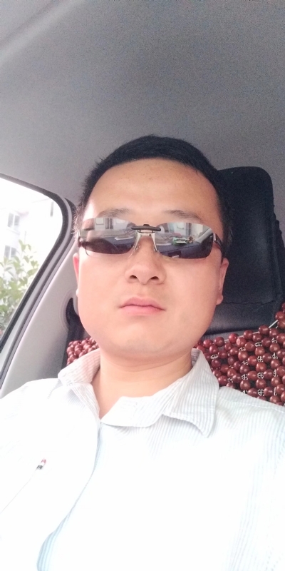 痛苦的单身狗的第一张照片--驻马店相亲服务中心