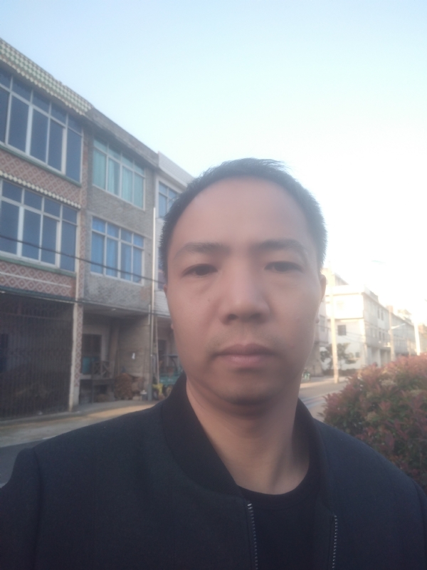 愿余生有你的第三张照片--驻马店相亲服务中心