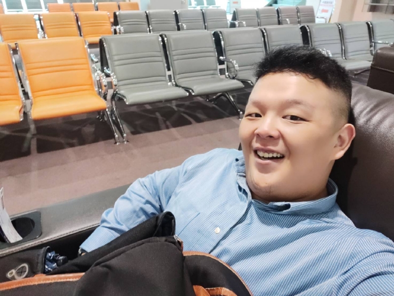 hu的第三张照片--驻马店相亲服务中心