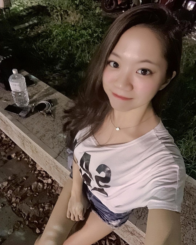 欣欣的第一张照片--驻马店相亲服务中心