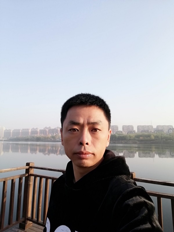 蓝颜的第一张照片--驻马店相亲服务中心