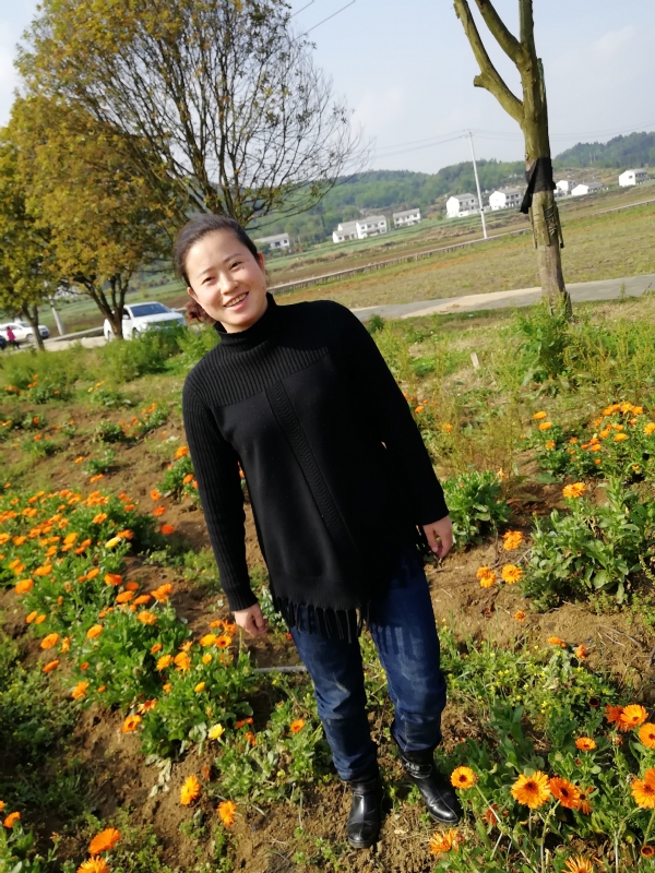 征婚女人的第四张照片--驻马店相亲服务中心