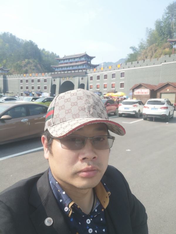 金沧海的第一张照片--驻马店相亲服务中心