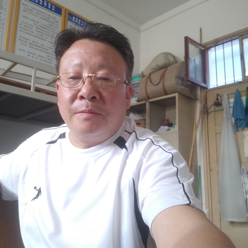 咣次次的第一张照片--驻马店相亲服务中心