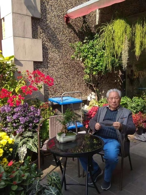 胡敬元的第二张照片--驻马店相亲服务中心