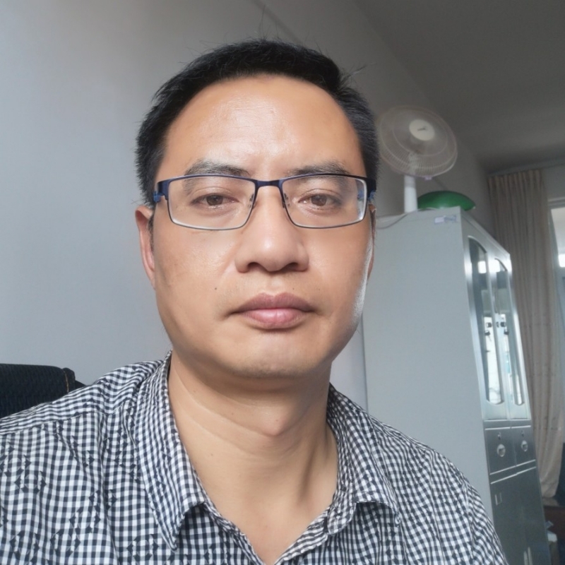 深情久伴的第一张照片--驻马店相亲服务中心