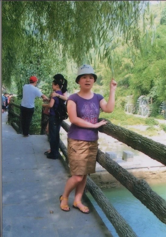 小家碧玉19的第二张照片--驻马店相亲服务中心