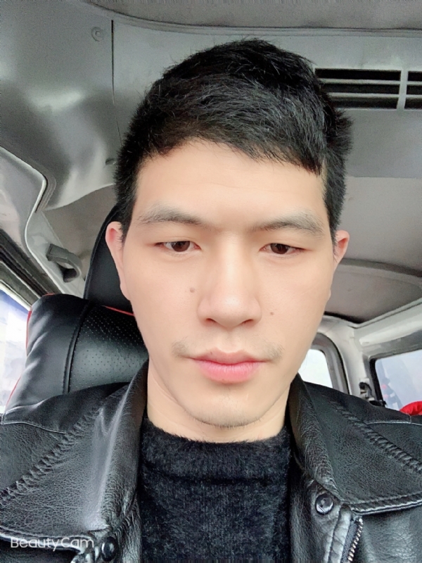 华仔的第一张照片--驻马店相亲服务中心