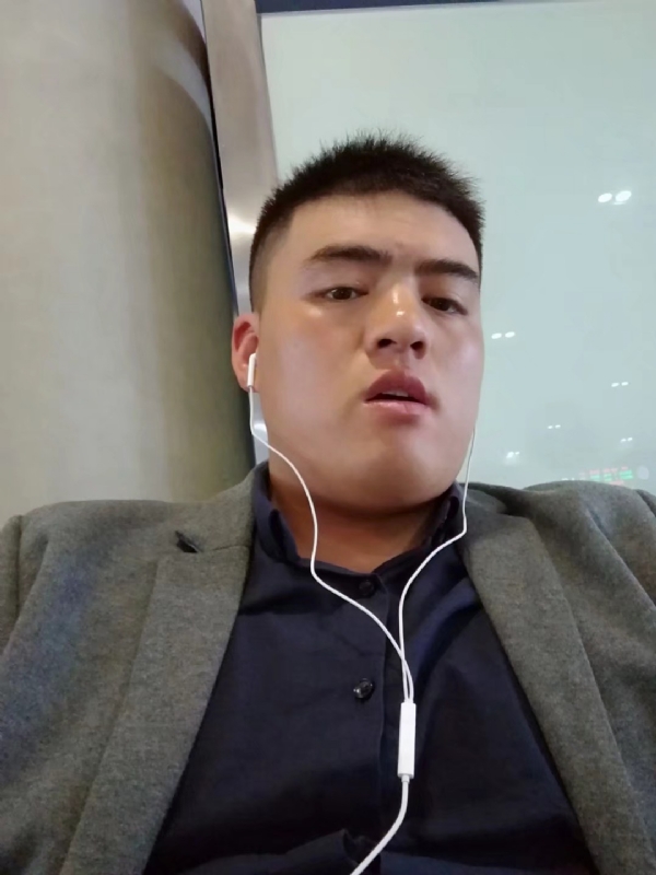 崩沙卡拉卡的第二张照片--驻马店相亲服务中心