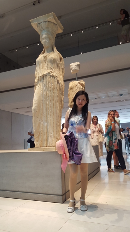 捻花微笑的第一张照片--驻马店相亲服务中心