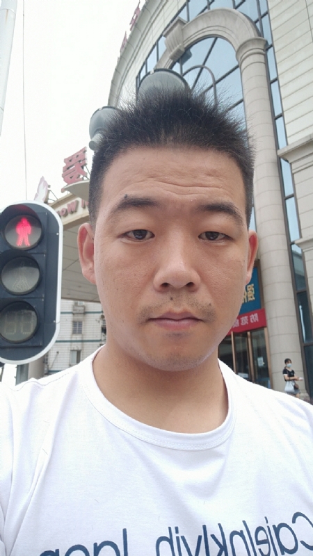 夜空的第一张照片--驻马店相亲服务中心