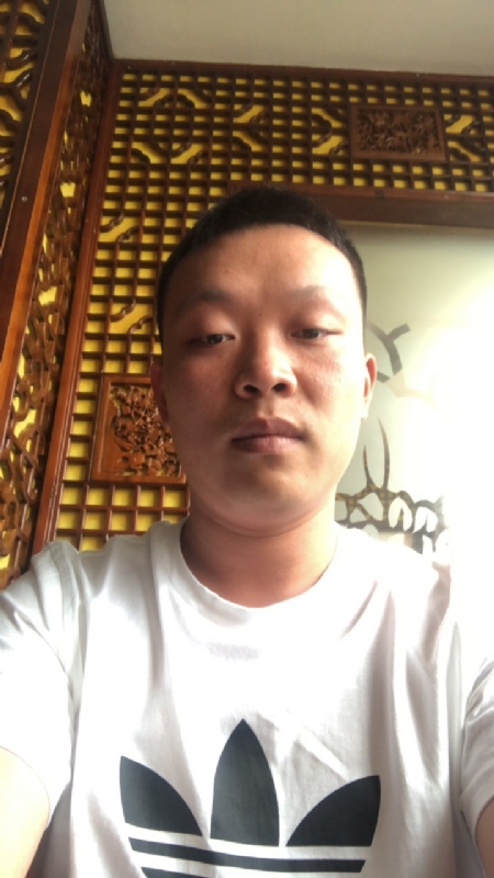 唐子龙的第一张照片--驻马店相亲服务中心