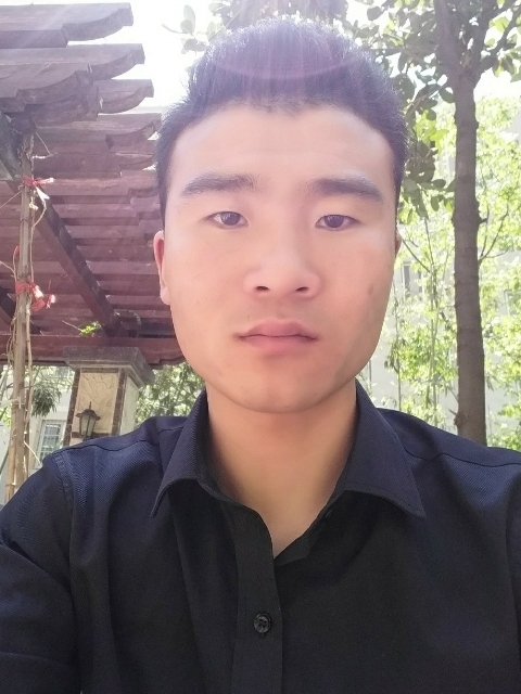 安之若素的第一张照片--驻马店相亲服务中心