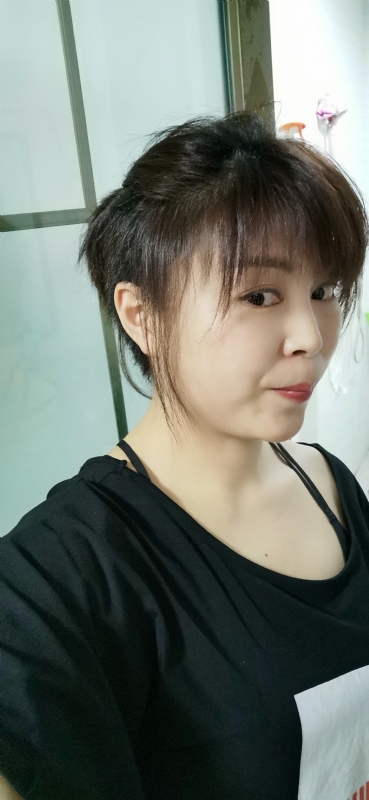 木槿的第一张照片--驻马店相亲服务中心