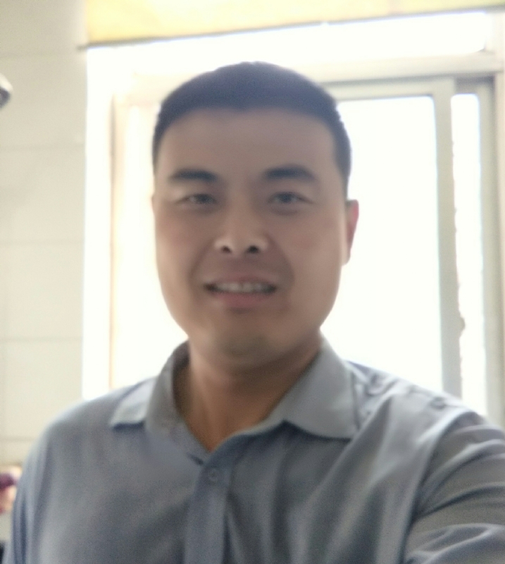 李伟的第一张照片--驻马店相亲服务中心