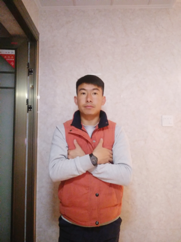 石林小伙的第一张照片--驻马店相亲服务中心