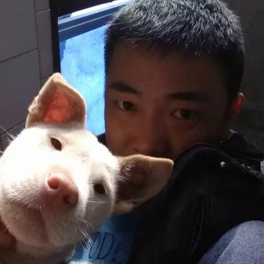 光棍的第一张照片--驻马店相亲服务中心