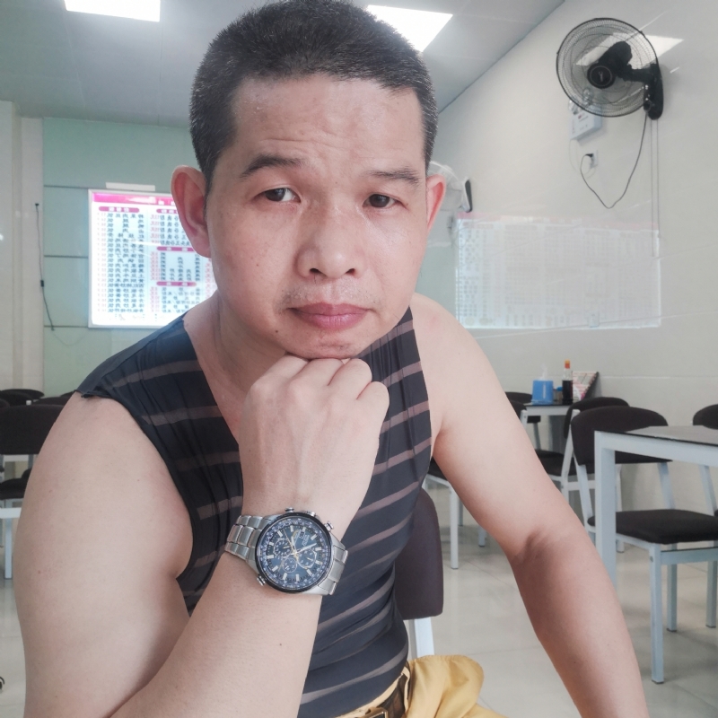 曾生的第二张照片--驻马店相亲服务中心