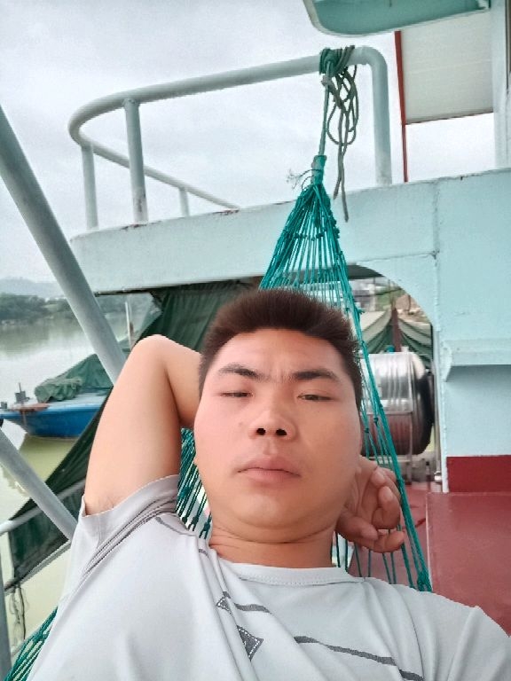 小哥哥的第一张照片--驻马店相亲服务中心