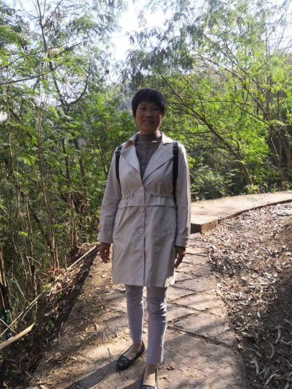 兰草的第一张照片--驻马店相亲服务中心