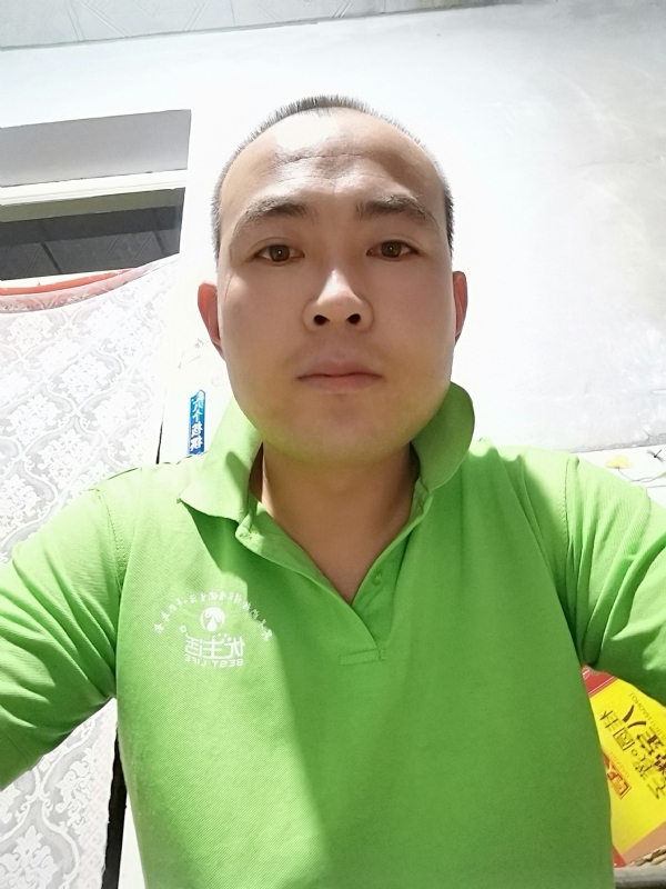 东海龙王的第三张照片--驻马店相亲服务中心