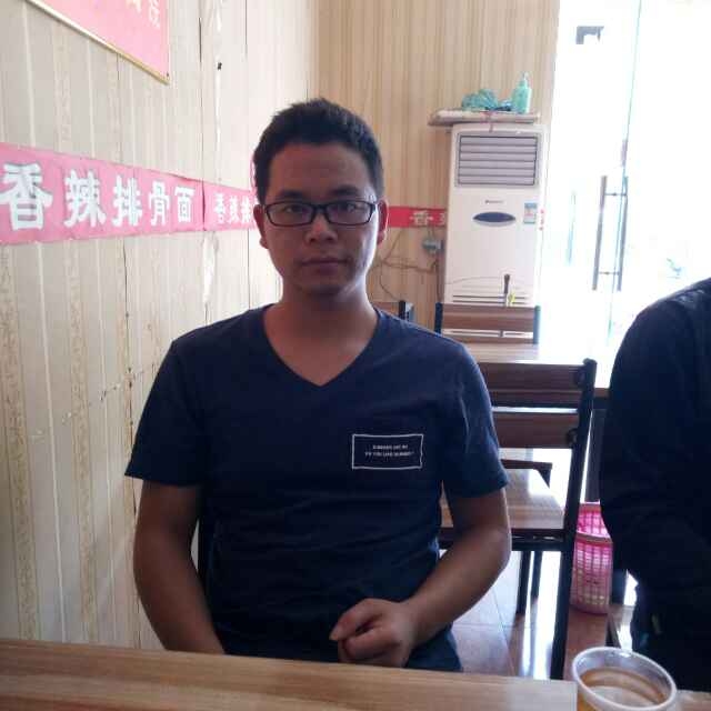 会哭的星星的第三张照片--驻马店相亲服务中心