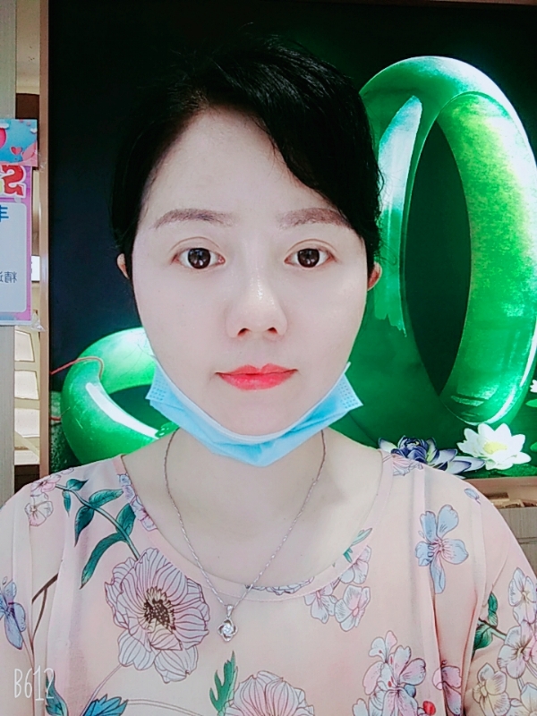 舞月飘雪的第二张照片--驻马店相亲服务中心