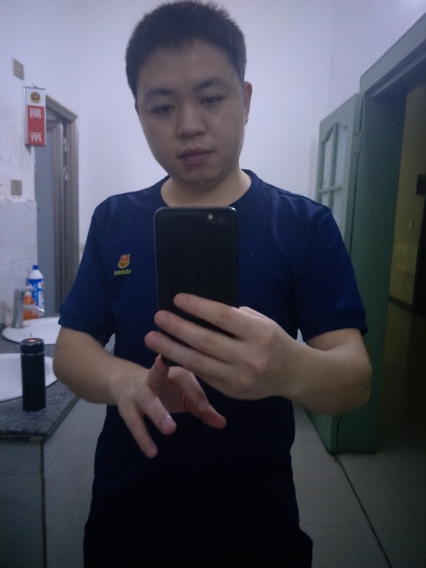 訫尘的第一张照片--驻马店相亲服务中心