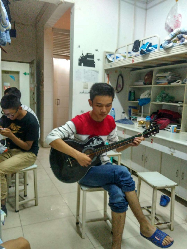 小林哥的第二张照片--驻马店相亲服务中心