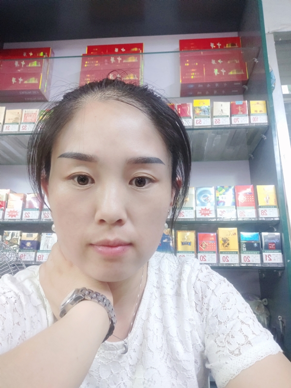 睿智的第二张照片--驻马店相亲服务中心