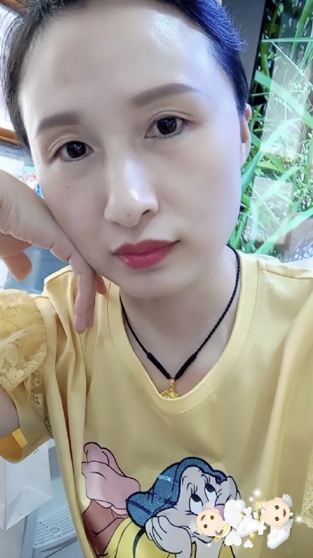 桃子的第二张照片--驻马店相亲服务中心