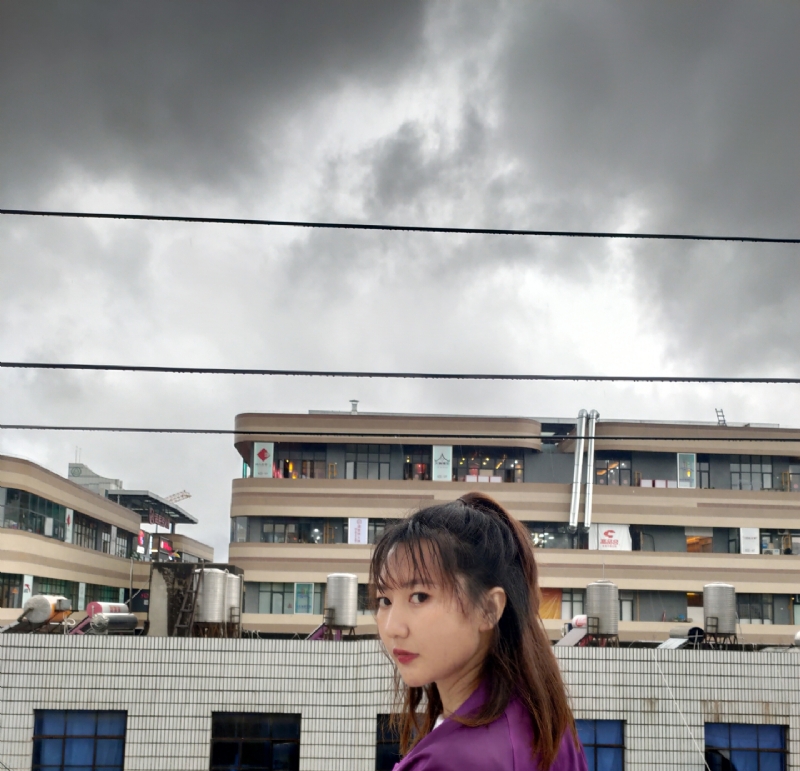 李家小姐的第三张照片--驻马店相亲服务中心