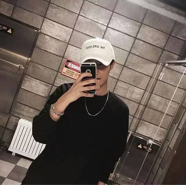 石材美容小王子的第一张照片--驻马店相亲服务中心